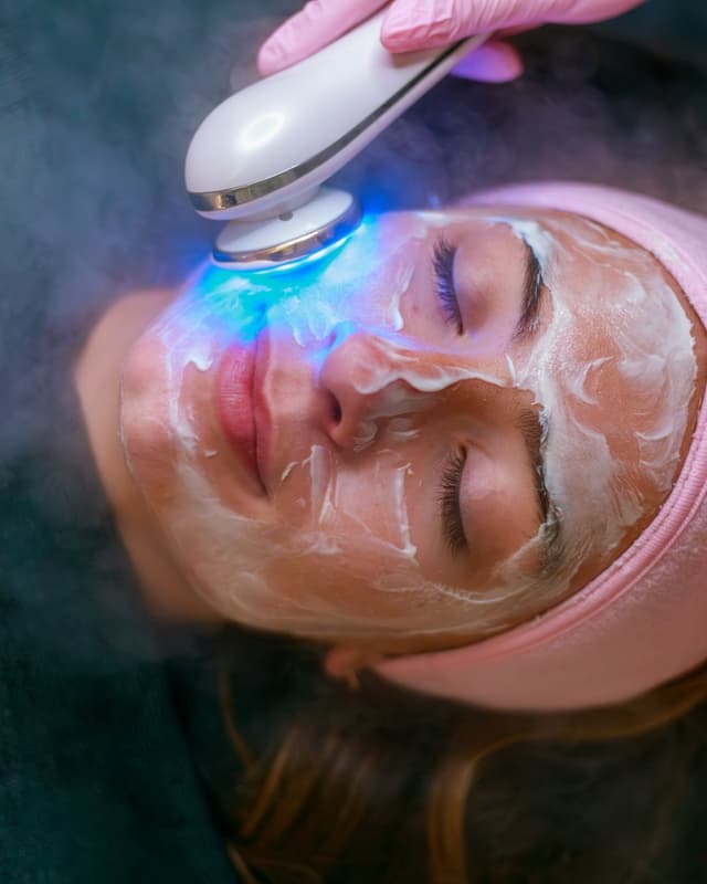 Mito Shine Facial